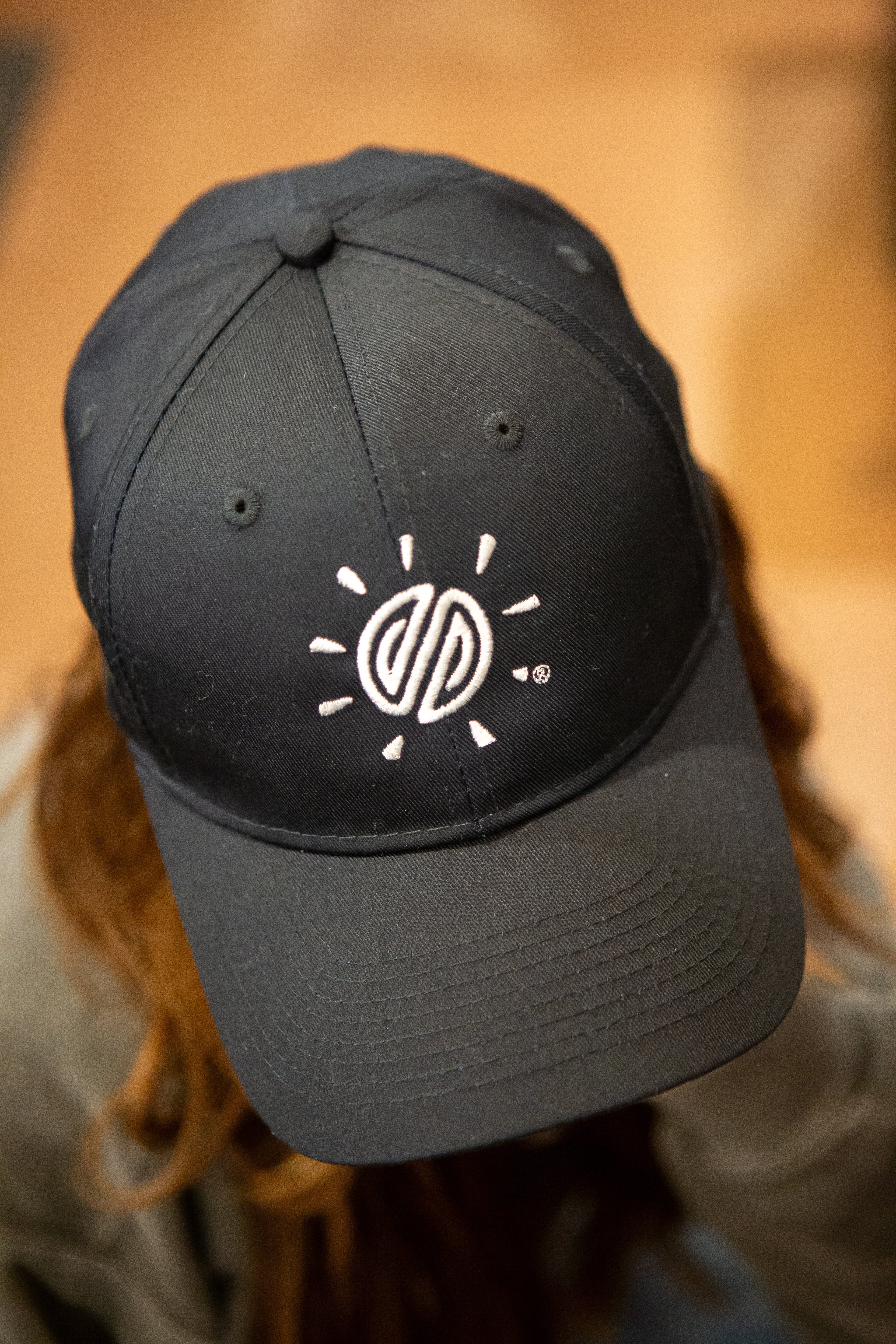 希少 GOODENOUGH FELT LOGO BASEBALL CAP Logo Hat – Small World Coffee